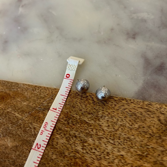 Textured silver orb studs - Picture 2 of 2